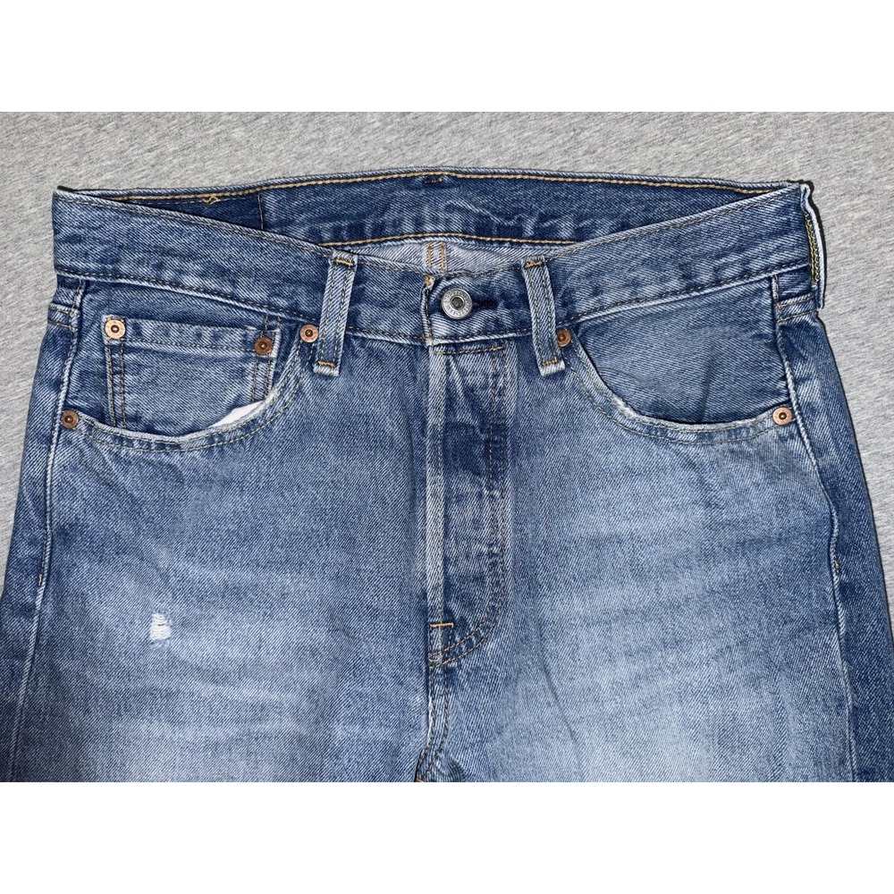Levi‎ 501 Straight Leg Size 31x32 Distressed Ripped Jeans Medium Wash Button Fly - Picture 3 of 13
